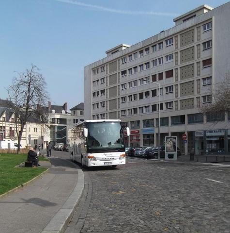Un nouveau lieu pour les cars de tourisme
