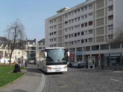 Un nouveau lieu pour les cars de tourisme