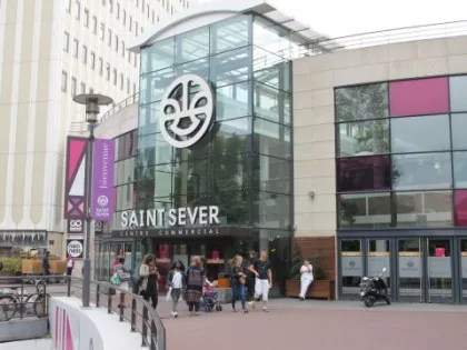 Le centre-commercial Saint-Sever se renouvelle aussi !