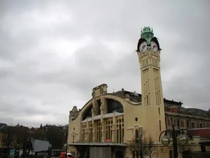 Mieux connaître les usagers de la gare de Rouen-Rive-Droite pour imaginer la gare de demain