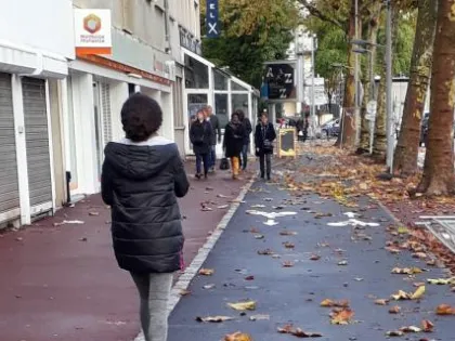 La piste cyclable se poursuit avenue Jacques Cartier